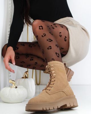 ❤️ Naše hnědé kotníkové boty jsou must-have doplněk pro tuto sezónu 😍 Krásná barva, pohodlí a styl, co víc si přát?...